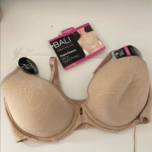Bali Women's Beige Front Closure Bra